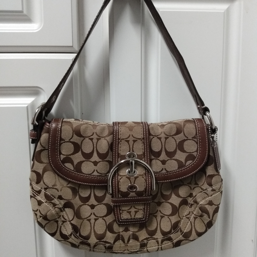 COACH Signature purse